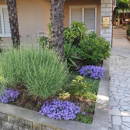Apartments Samec Izola Exterior foto